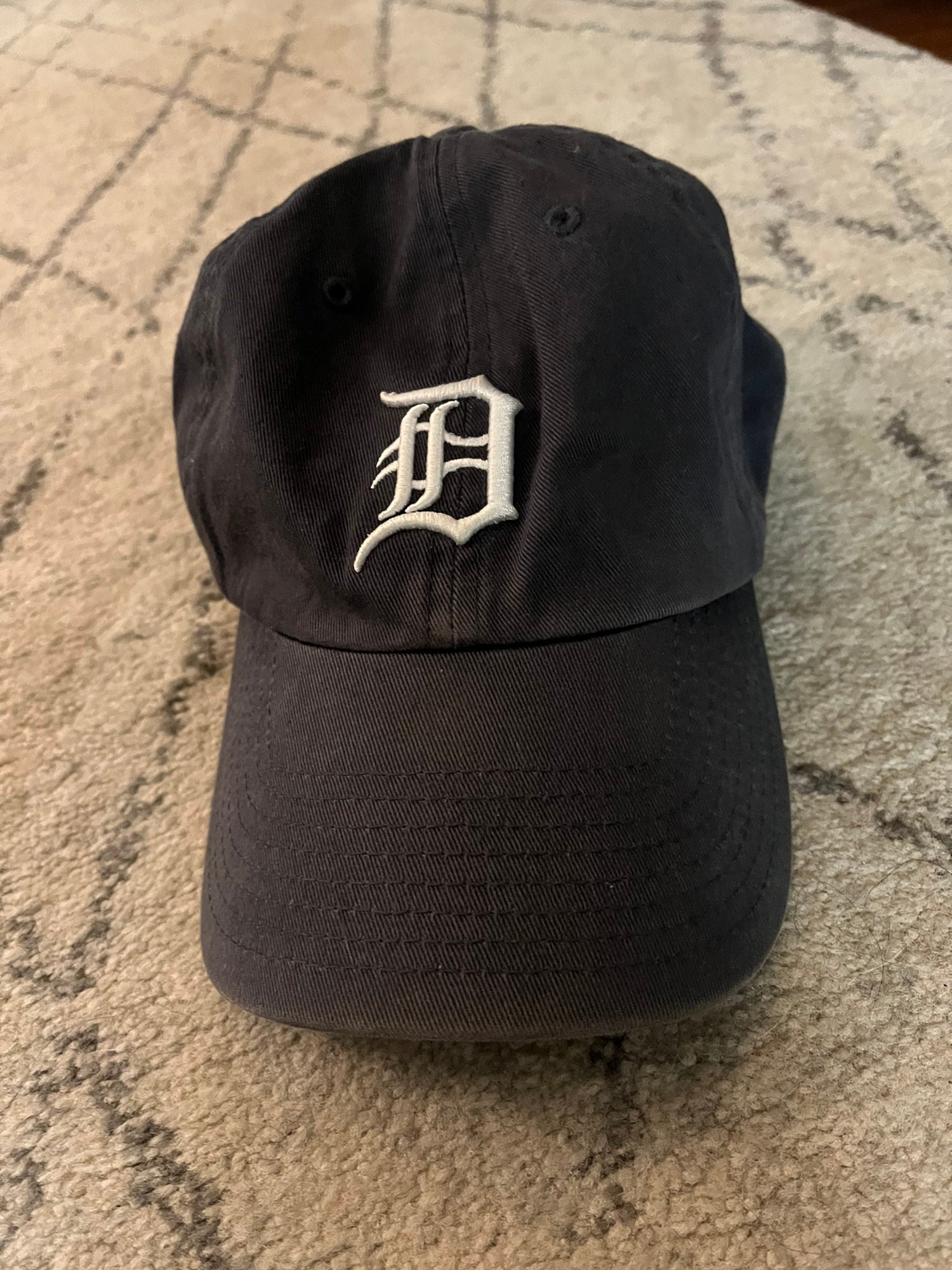 9447 - AP - Detroit Tigers Baseball Cap - MLB Genuine Merchandise