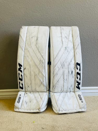 30" CCM  Axis 1.9 Goalie Leg Pads