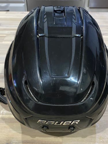 Used Medium/Large Bauer Hyperlite Helmet