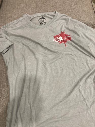 Gray Used Medium The North Face Shirt