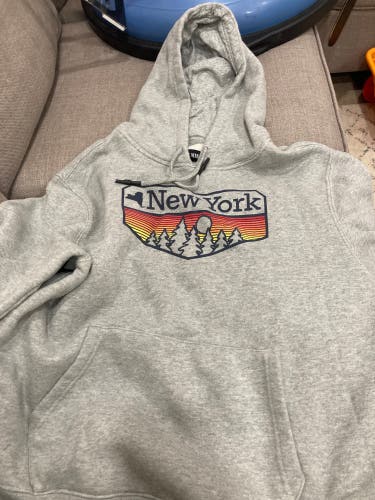 Gray Used Large Sweatshirt