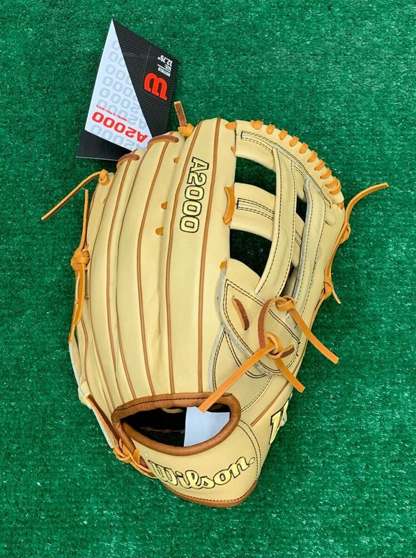 Wilson Custom A2000 1799 12.75 Outfield Glove - Hit After Hit