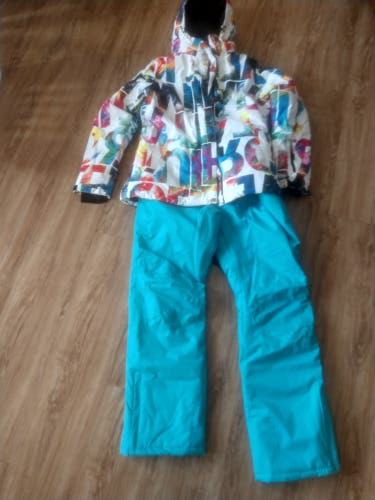 Women's Adult New XL Jacket and bibs