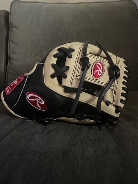 Used Rawlings Right Hand Throw Infield Heart of the Hide Baseball Glove 11.5"