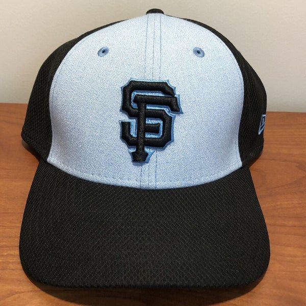 Chicago White Sox Captain Black/Gray Snapback Hats - Clark Street