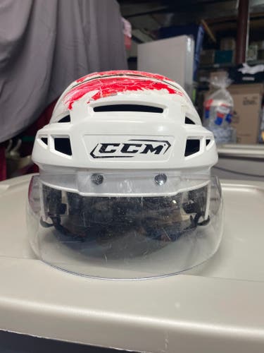 Used Medium CCM Vector V10 Helmet w/visor