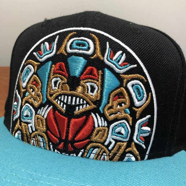 New Era Vancouver Grizzlies Hardwood Classics Retro Logo Snapback Hat  Adjustable Black Cap, Baseball Caps -  Canada
