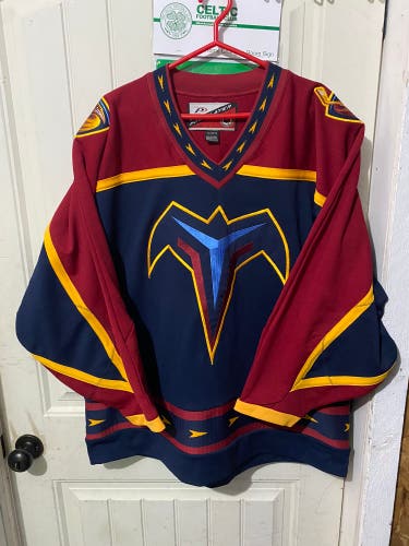 Vintage NHL Pro Player Atlanta Thrashers Hockey Jersey Men’s Size XL