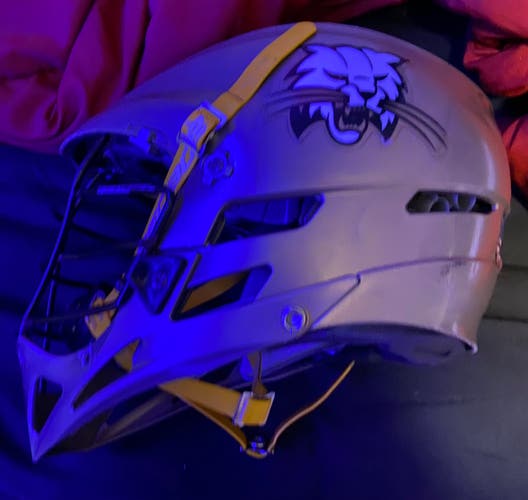 Lacrosse helmet