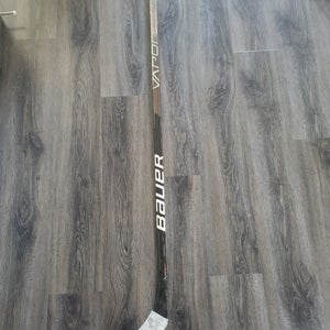 Bauer Vapor Hyperlite Hockey Stick P92 *Broken*