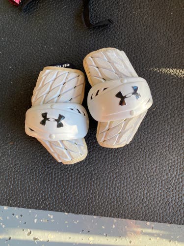 Used Large Under Armour Arm Pads