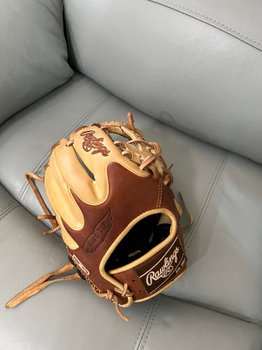 Infield 11.5" Heart of the Hide Baseball Glove