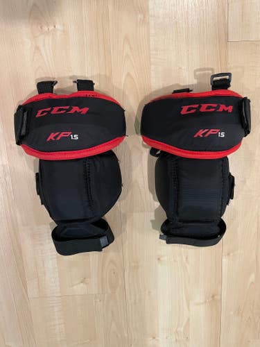 Used CCM Youth KP1.5 Knee Guards