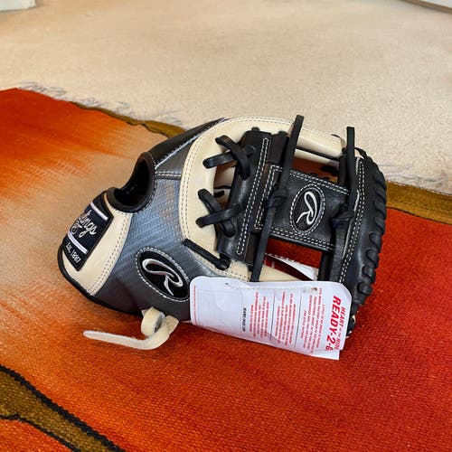 Brand New Rawlings Heart of the Hide PROR204-2CCF Baseball Glove 11.5"