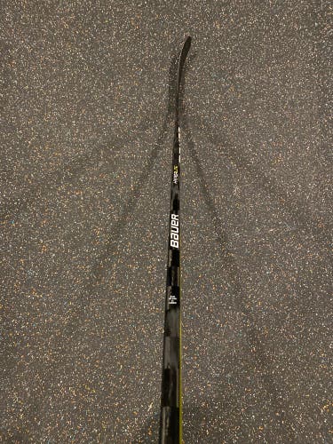 Bauer Left Hand Vapor Hyperlite Kucherov
