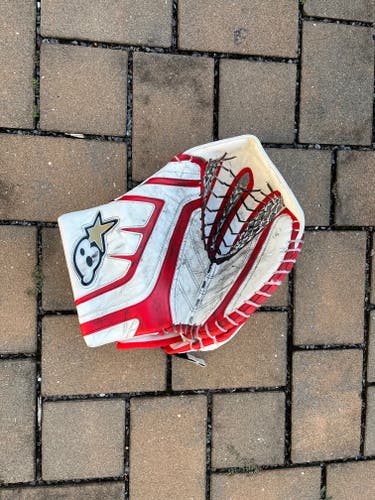 Used Brian's GNETIK X Red Senior Goalie Glove (Regular)