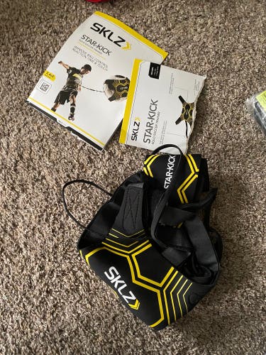SKLZ Star-kick Solo soccer trainer