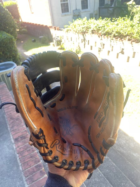 Rawlings Heart of the Hide PRO200-HC 11.5 inch glove