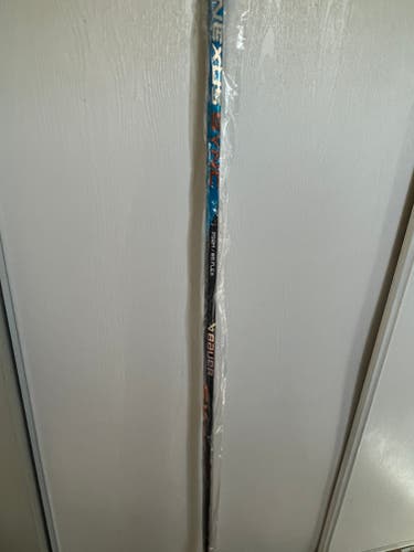 New Intermediate Right Handed Bauer Nexus Sync Hockey Stick P92M Pro Stock