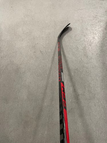 Senior Left Hand P29  Jetspeed FT4 Pro Hockey Stick