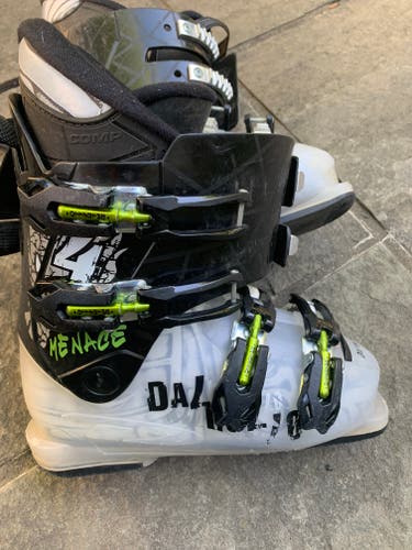 Kids Dalbello Menace 4 Ski Boots 21.5