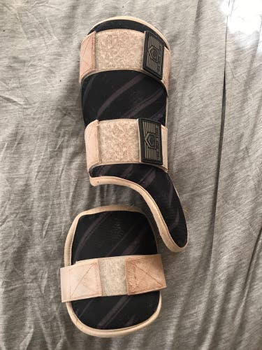 Used Senior EvoShield Shin Guards Shin