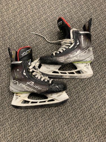 Used 4 Months! Vapor Hyperlite Size 8 Fit 2 Skates