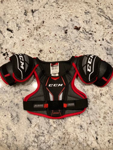 Youth Medium CCM Jetspeed Edge Shoulder Pads