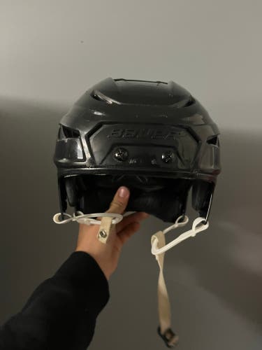 Used Black Medium/Large Bauer Hyperlite Helmet