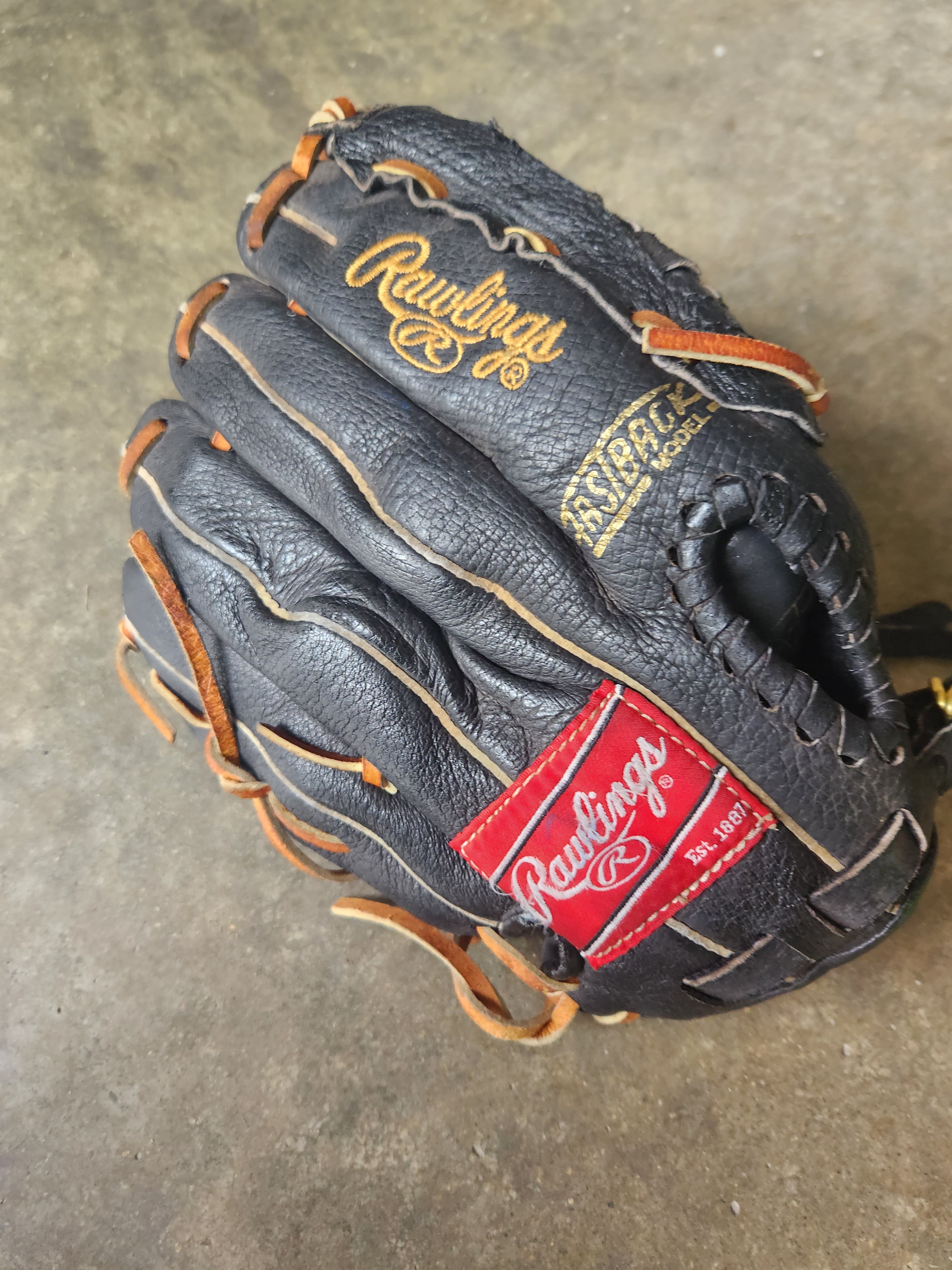 Used Rawlings Player Preferred Right Hand Throw Baseball Glove