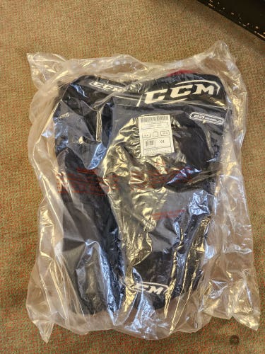 Senior New Medium CCM U Fit 07 Hockey Pants