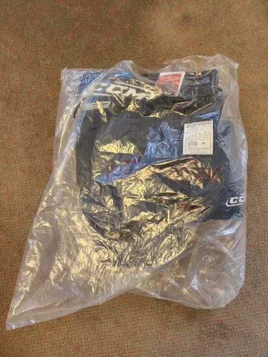 Senior New Medium CCM U Fit 05 Hockey Pants