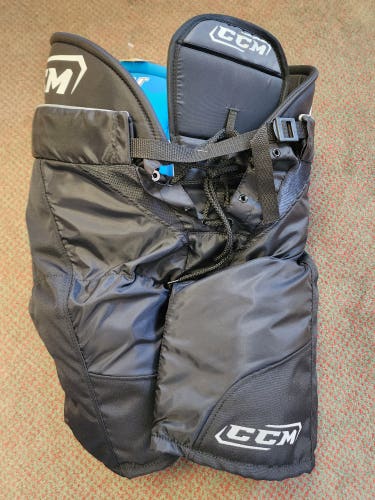 Senior New Small CCM U Fit 05 Hockey Pants