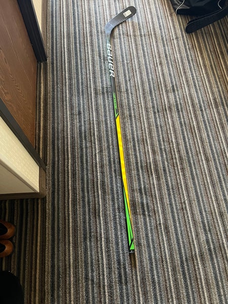 Senior Right Handed P92 Supreme UltraSonic Hockey Stick