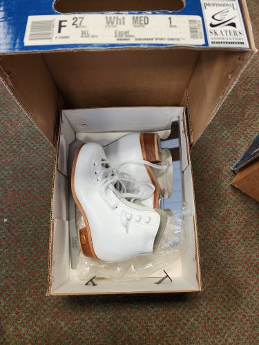 New Riedell 27 Figure Skates Size 1 White