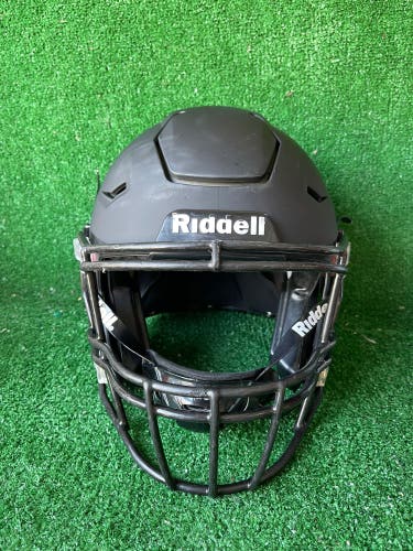 Adult Medium - Riddell Speedflex Football Helmet - Black Matte