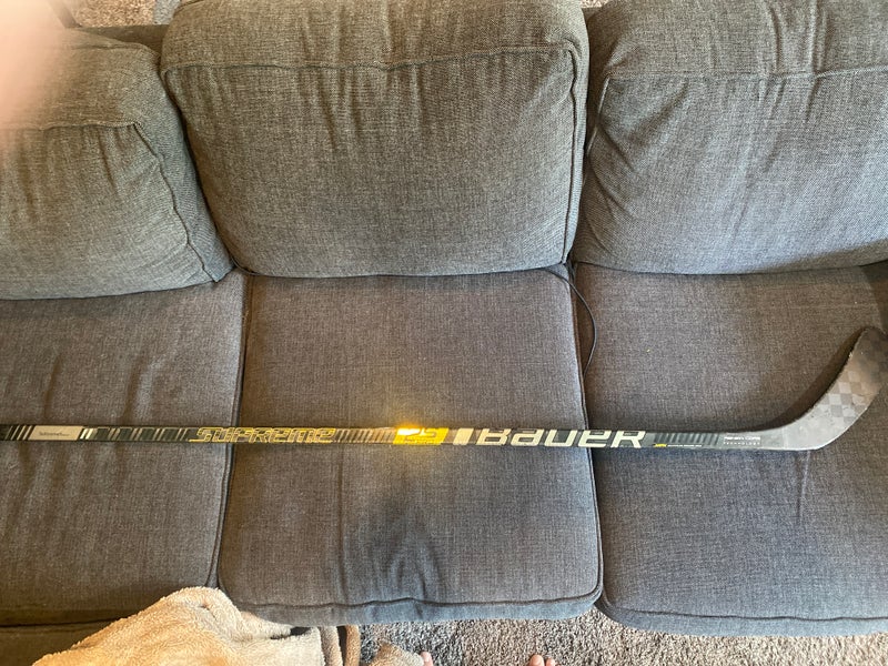 Intermediate Used Right Handed Bauer Supreme 2S Pro Hockey Stick P88
