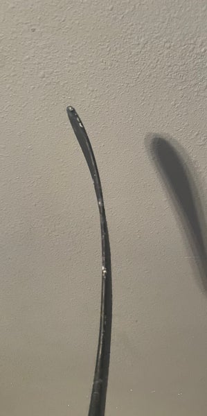 Senior Right Handed P28 Vapor Hyperlite Hockey Stick