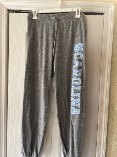 Youth Large UNC sweatpants