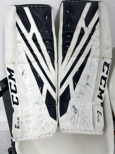 26" CCM Extreme Flex E4.5 Goalie Leg Pads