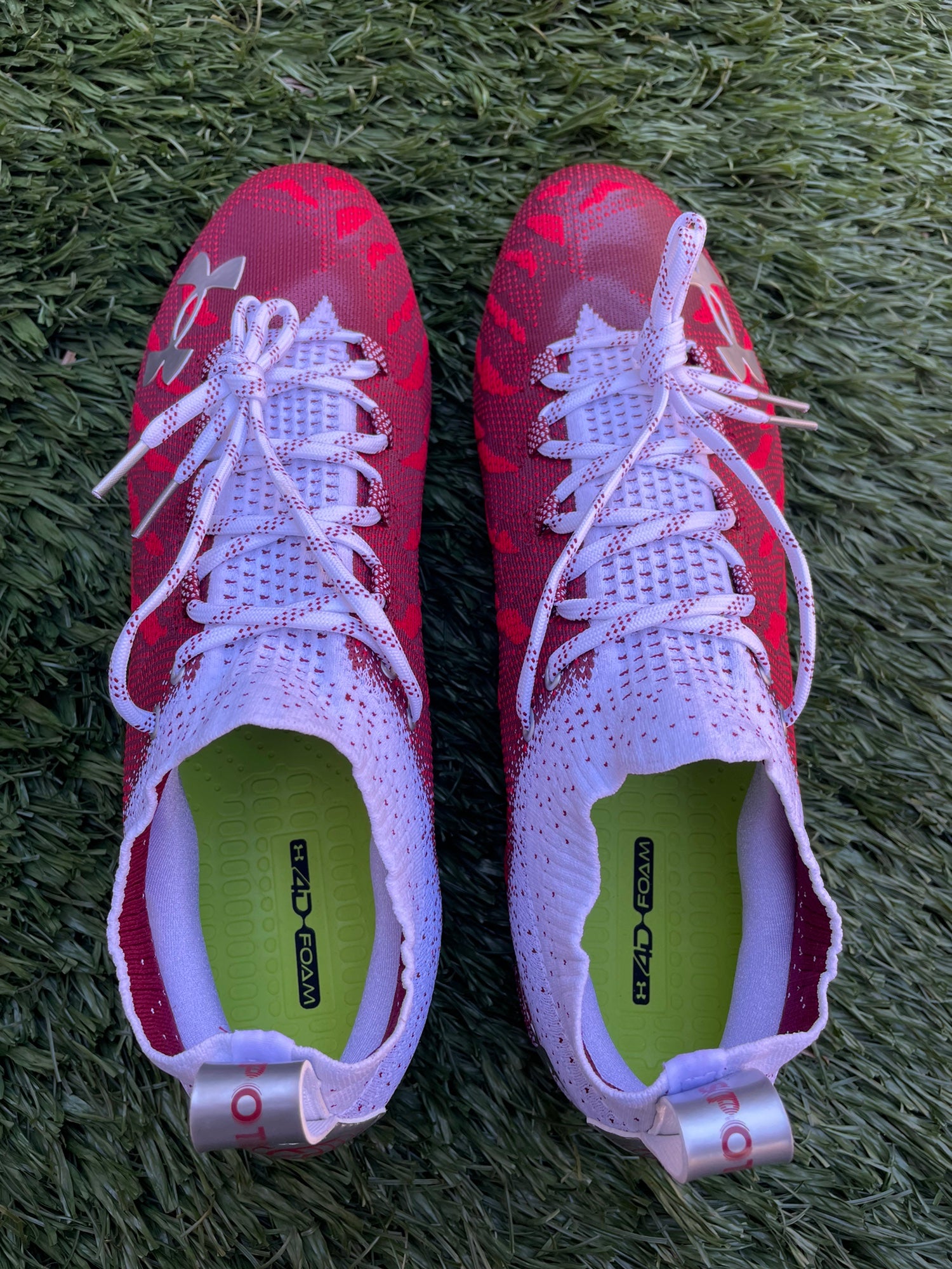 under armour cleats size 15