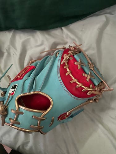 Right Hand Throw 34" Heart of the hide Catcher's Glove