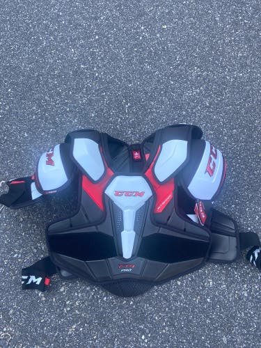 Senior Extra Large CCM  JetSpeed FT4 Pro Shoulder Pads