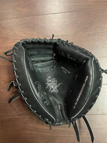 Custom Yadi 34" Heart of the Hide Catcher's Glove