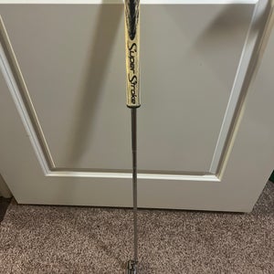 Odyssey Right Hand Blade 35" White Ice Putter