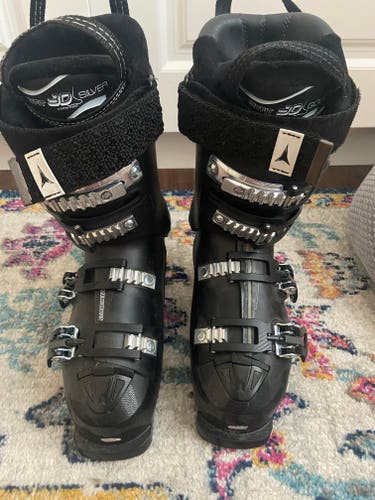 Women's Used Atomic Hawx Ultra Ski Boots Soft Flex