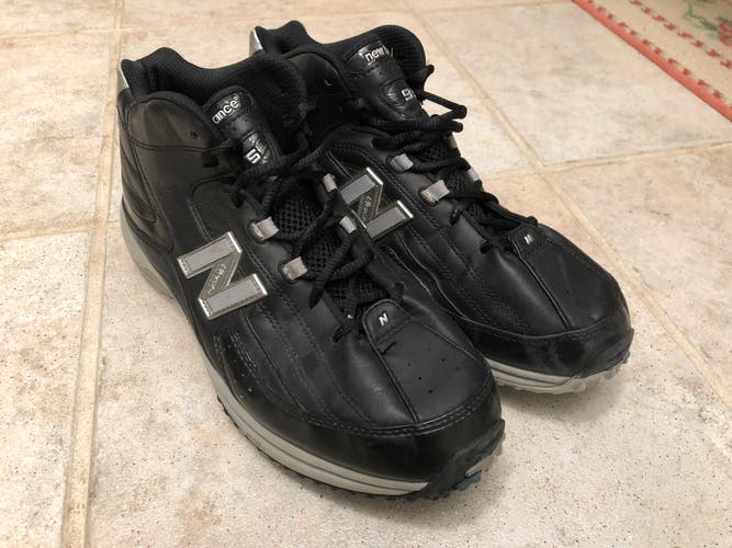 New Balance Turf Shoes - Black/Adult/Used Size 9.5 (Women's 10.5)
