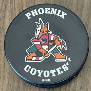 Arizona Coyotes NHL HOCKEY SUPER VINTAGE Kachina Logo Collectible Hockey Puck!