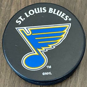 St. Louis Blues NHL HOCKEY SUPER VINTAGE 1990s InGlasCo Collectible Hockey Puck!