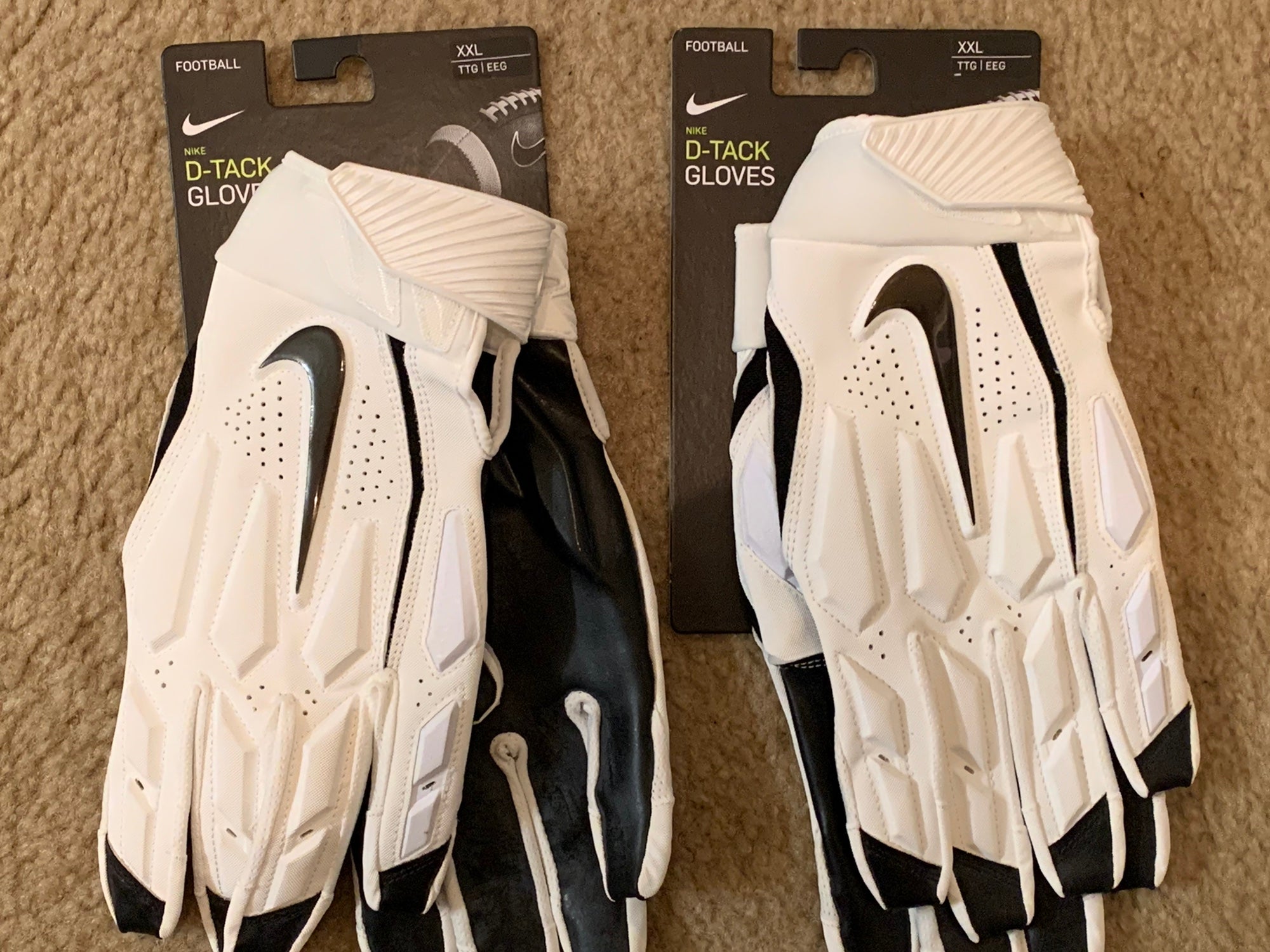 Nike DTack Gloves Football Red 2XL New With Tags 70 MRS San Francisco